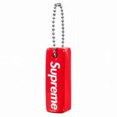 Supreme シュプリーム フローティング キーチェーン 赤 レッド - メルカリ