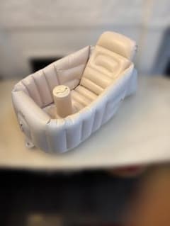 中古美品　Richell ふかふかベビーバス①のサムネイル