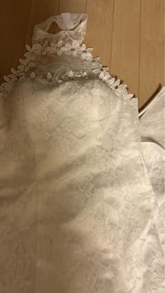 ウェディングドレスのサムネイル