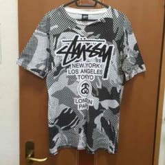 ステューシーTシャツのサムネイル