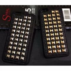 IPhone 7 plus 大人気 ゴールドスタッズケースのサムネイル