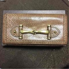 GUCCI財布のサムネイル