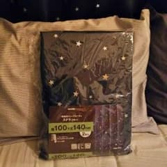 新品、未使用！ニトリ☆星柄カーテン100×140cm、１枚入のサムネイル