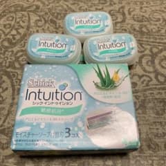 Schick Intuition 替え刃 ３個のサムネイル
