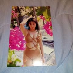 髙野真央 1st写真集 特典 メイキング動画付ポストカードのサムネイル