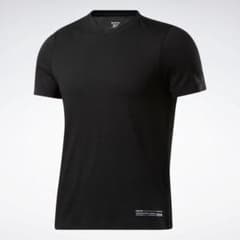 新品未使用　リーボック　tシャツのサムネイル