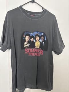 ストレンジャーシングス　Tシャツのサムネイル