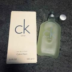 香水 calvin klein CK oneのサムネイル