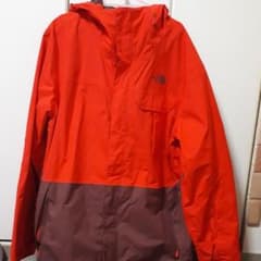 明日まで価格❗NORTH ノースフェイス マウンテンパーカーのサムネイル
