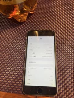 iPhone 6s カラー: シルバー 64Gバッテリー、85%のサムネイル