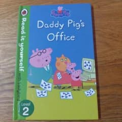 Peppa Pig Daddy Pig's Office 英語絵本のサムネイル