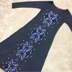 ロングワンピースのサムネイル