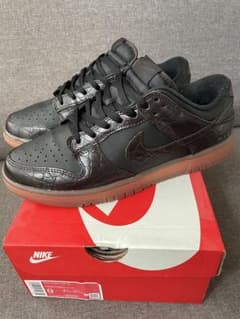 NIKE DUNK LOW SE DV1024 010 27cmのサムネイル