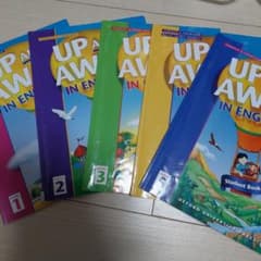 値下げ！up and away 1,2,3,4,5 student bookのサムネイル