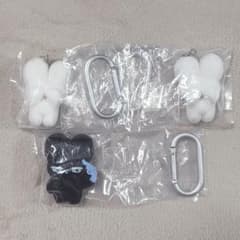 beco+81 しりみみうさぎ フィギュアマスコット 第二弾 ①のサムネイル