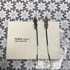 トーガ　ピアスのサムネイル