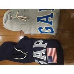 GAP パーカー２着セットのサムネイル