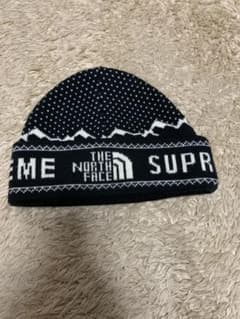 ニット帽 ニットキャップ ビーニー　supreme×ノースフェイス コラボのサムネイル
