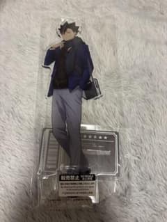 ハイキュー コスモワールド 黒尾鉄朗 特大アクリルフィギュア - メルカリ