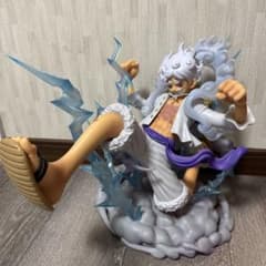 ワンピース ルフィ フィギュアのサムネイル