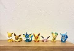 【値下げ交渉OK】ポケモン　びっくらたまご　イーブイ進化系７点セットのサムネイル