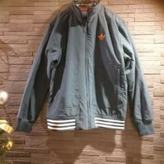 アディダス オリジナル ジャンパー 美品 メンズのサムネイル