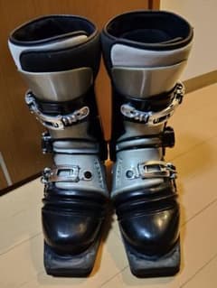 SCARPA T1 テレマークスキーブーツ ブラック シルバー