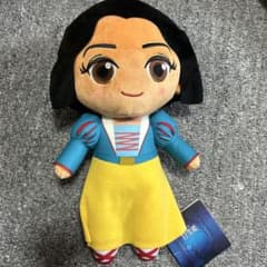 実写　白雪姫　ぬいぐるみ