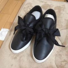 23.0cm 新品未使用 スリッポン  リボン付のサムネイル