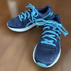 asics スポーツシューズ ネイビー/ブルー 23.0㎝のサムネイル