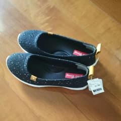 新品＊スニーカー   23,0のサムネイル