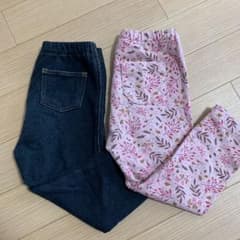 値下げ中‼️ユニクロ レギンスパンツのサムネイル
