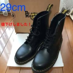 新品未使用✴︎ドクターマーチン Dr.Martens 8ホールのサムネイル