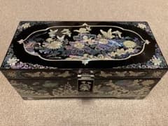 新品　韓国　螺鈿細工　ジュエリーボックス　伝統工芸品　保証書　箱付のサムネイル