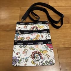 LeSportsac カラフルサコッシュのサムネイル