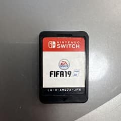 Nintendo Switch FIFA 19 ソフト 本体のサムネイル