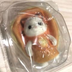 シルバニア キラキラくじ ラテネコの赤ちゃん ②のサムネイル