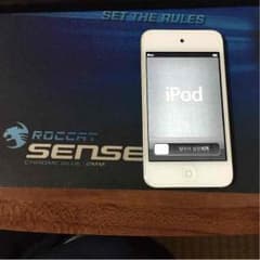 iPod Touch 4世代 16GBのサムネイル