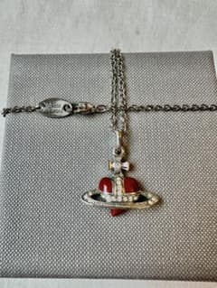 Vivienne Westwood ハートオーブ ネックレスのサムネイル