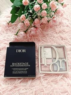 Dior　バックステージグロウマキシマイザーパレット　002 　フェイスパウダーのサムネイル