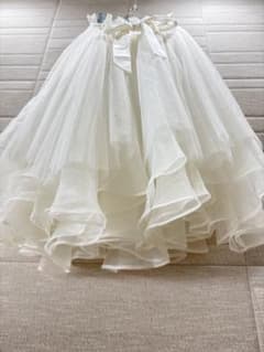 ラベルエチュード　チュールオーガンジースカート　ホワイト　odett クリスマス LA BELLE ETUDE（ラベルエチュード）の「Odette (ボリュームロング