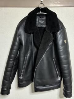 GUESSのジャケットのサムネイル
