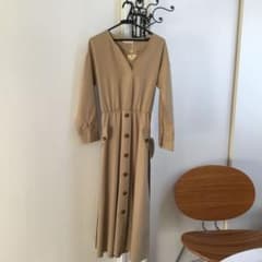 ロングワンピースのサムネイル