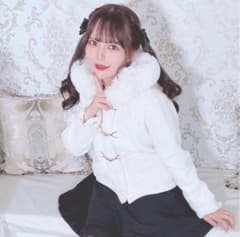 MARS ファーポケットショートコート ホワイト - メルカリ