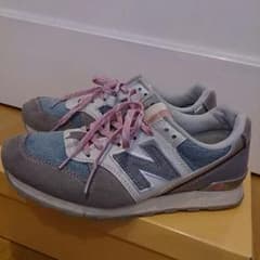 人気モデル ニューバランス996のサムネイル