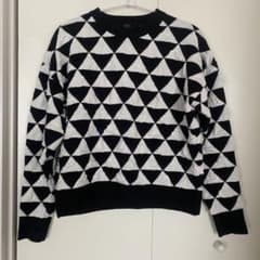 AZUL by moussy 白黒　柄ニット　トライアングルのサムネイル