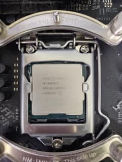 Intel i7 9900ks ROG STRIX Z390マザボ メモリ-付きのサムネイル
