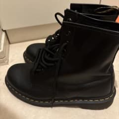 Dr. Martens 1460 8ホール ブーツ ブラックのサムネイル