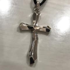 美品　GARNI ガルニ クロス ネックレスのサムネイル