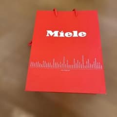 Miele ショップ袋 紙袋 レッドのサムネイル
